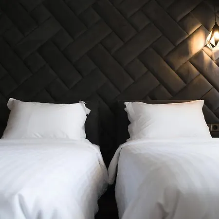 Lux&easy Downtown 4* Aten